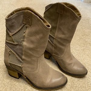 Steven Madden boots